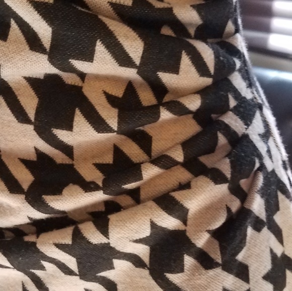 Danny & Nicole Houndstooth Dress - Picture 4 of 5